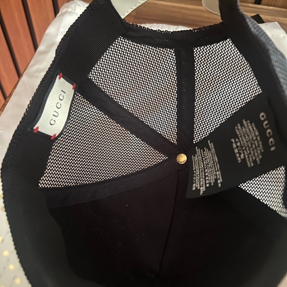 Gucci hat 100% authentic - Picture 3 of 3